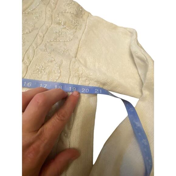 Vintage Jaclyn Smith Cardigan Sweater Size Extra Large Cream Wool Blend Beaded - Picture 12 of 13